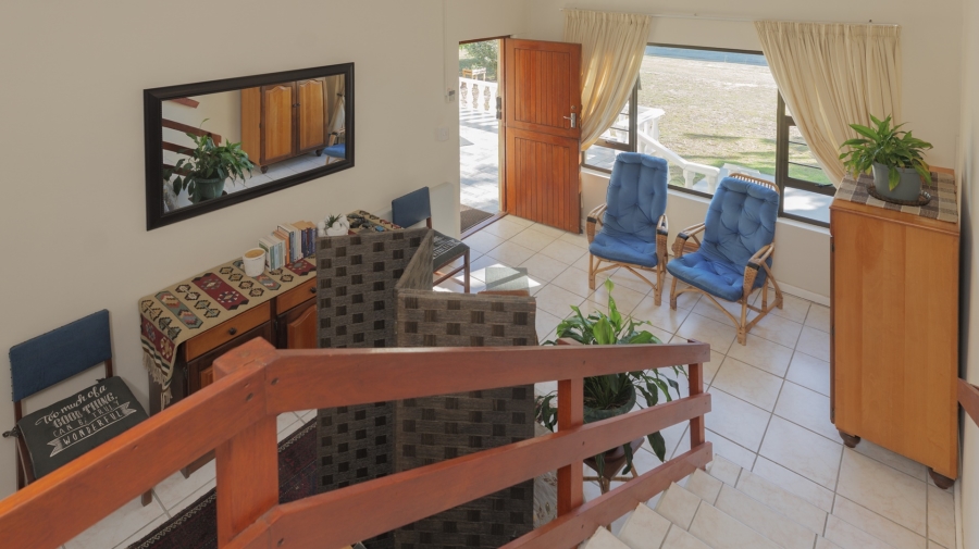 4 Bedroom Property for Sale in Struisbaai Western Cape